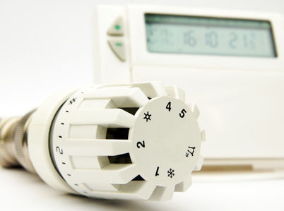 Thermostat et robinet d'un radiateur thermostat robinet radiateur