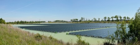 Centrale solaire flottante