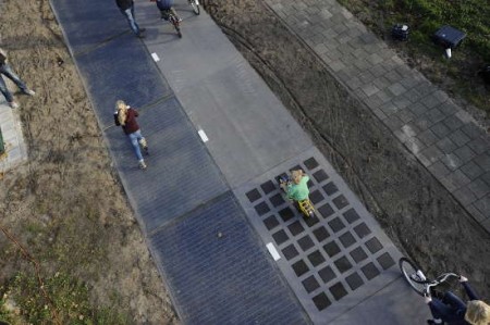 Piste cyclable solaire Solaroad