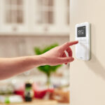 Guide : tout comprendre au thermostat de chauffage électrique